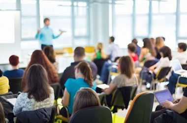 Algarve 2020 financia reforço da Formação de docentes e formadores