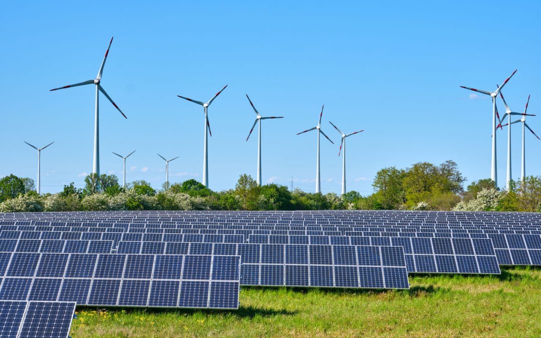 Projetos de energias renováveis em Portugal e Espanha recebem 400 M€ de empréstimos da UE